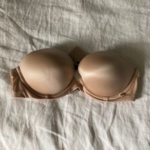 Victoria’s Secret Very Sexy Strapless bra - MISSING CONVERTIBLE STRAPS